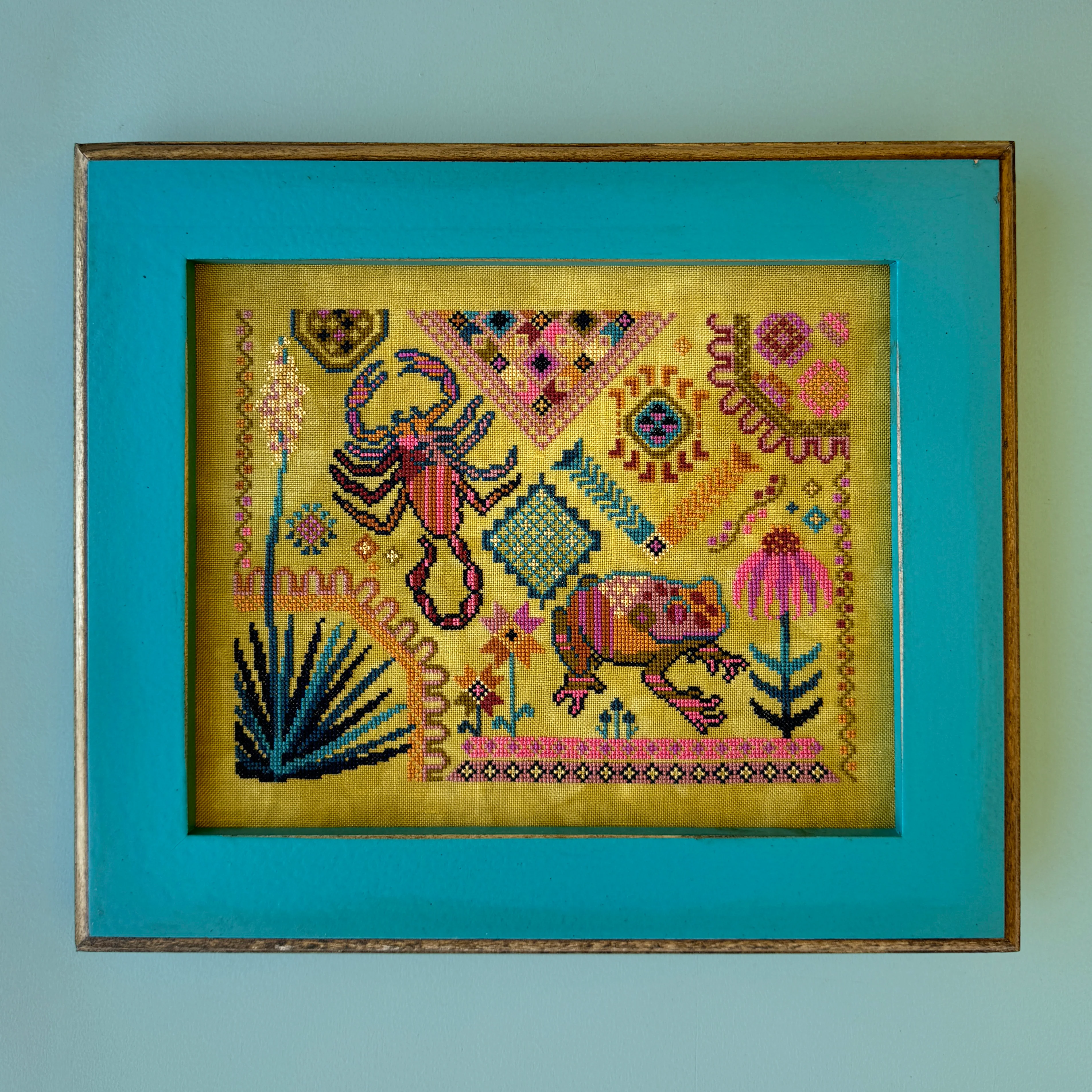 Cross Stitch & Embroidery